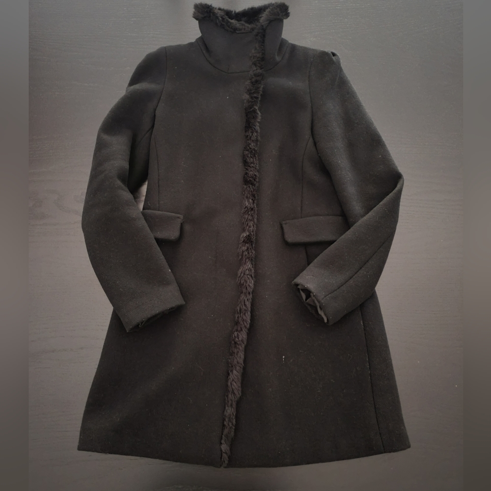 Zara Coat size XS Black